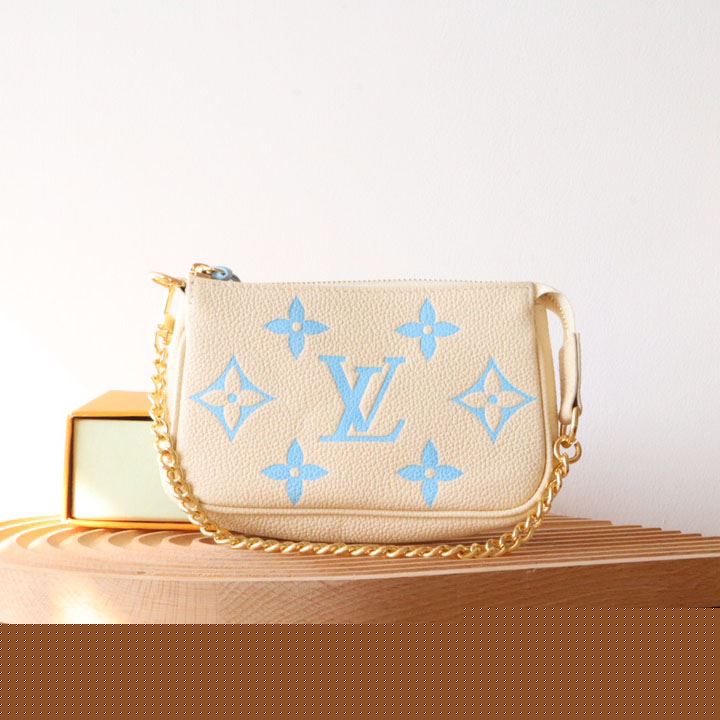 LV Clutch Bags